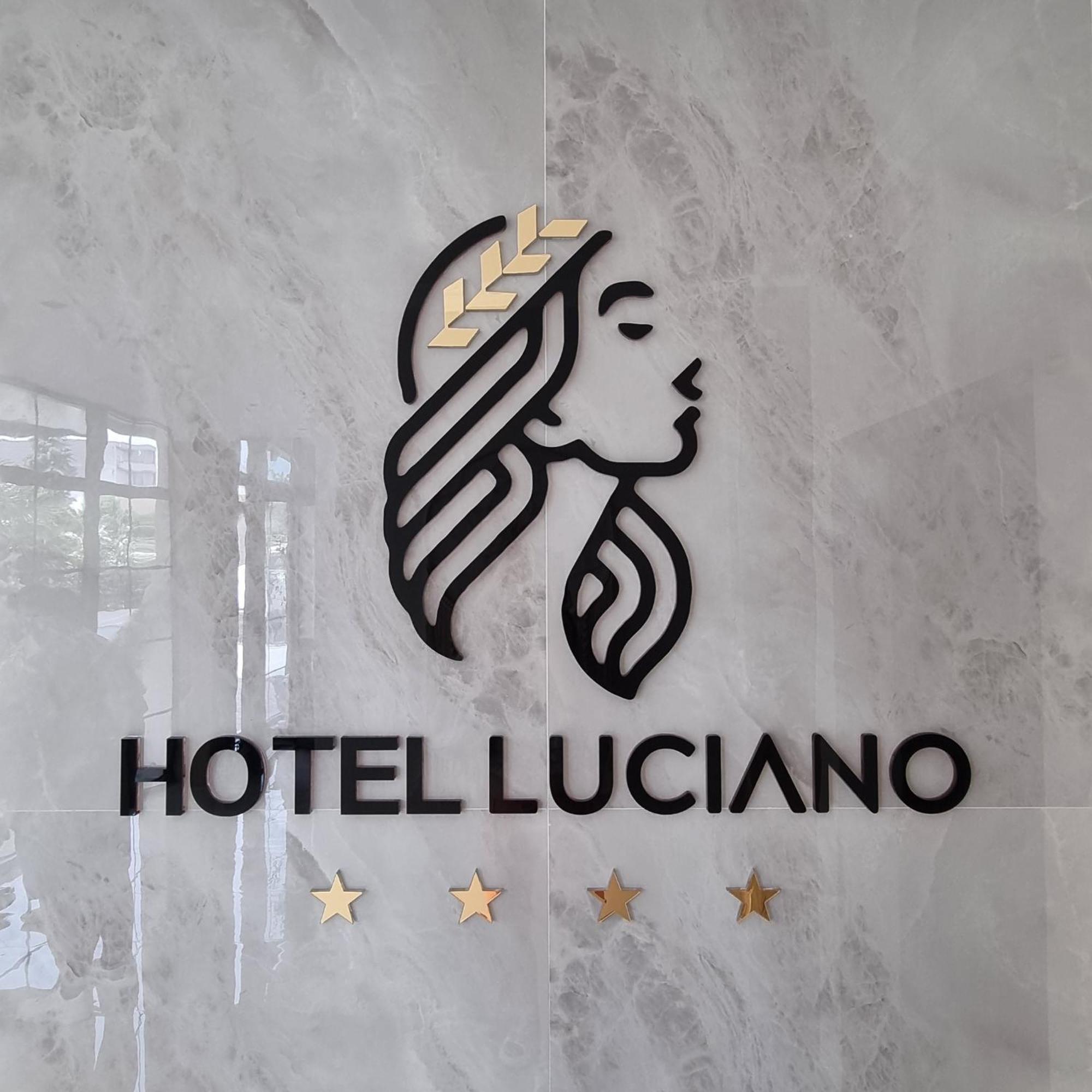 Hotel Luciano สตรูกา ภายนอก รูปภาพ